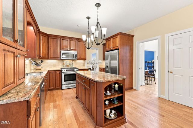 102 Robert Hunt Drive, Carrboro, NC 27510