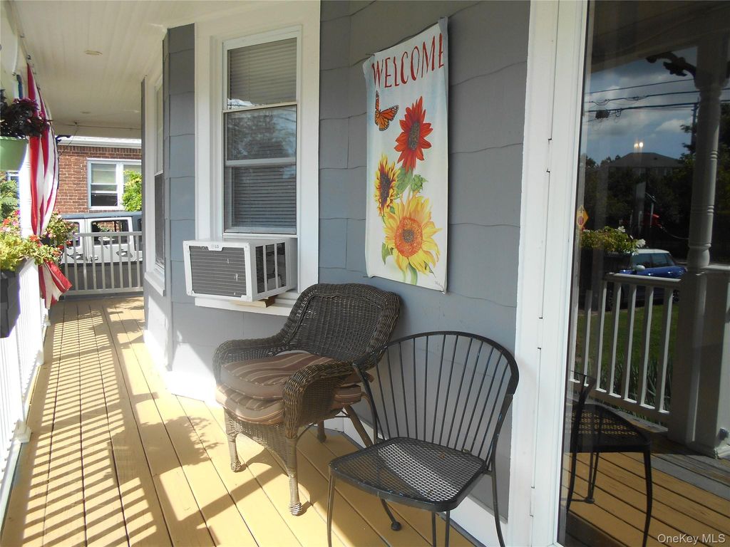 28 Centre Avenue, East Rockaway, NY 11518 — photo 3