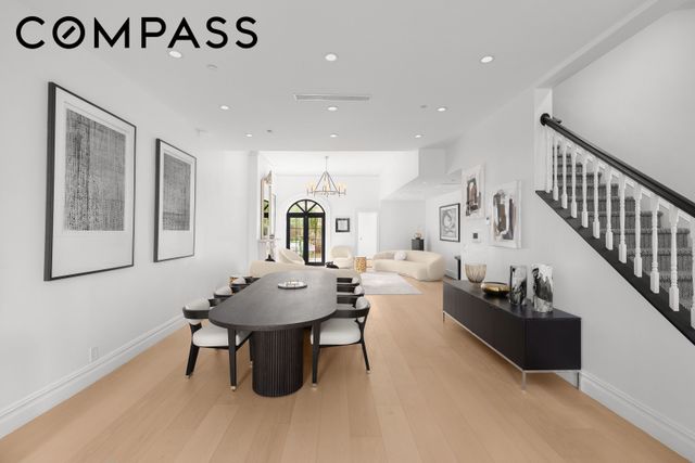 222 E 61st Street, New York City, NY 10065