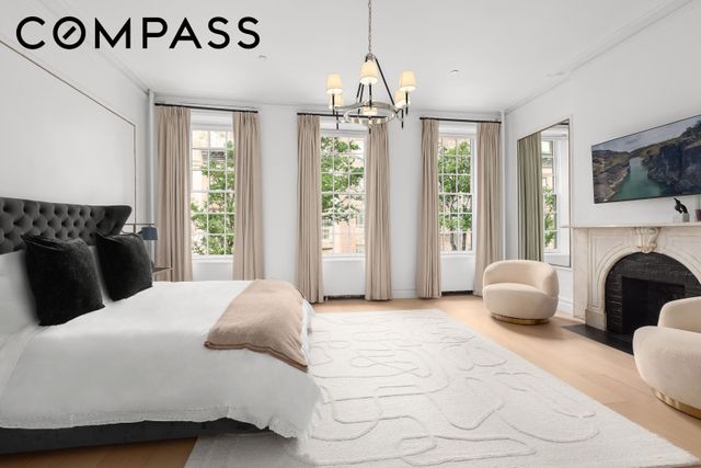 222 E 61st Street, New York City, NY 10065