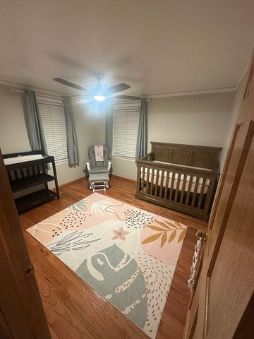 5749 S Nordica Avenue, Chicago, IL 60638