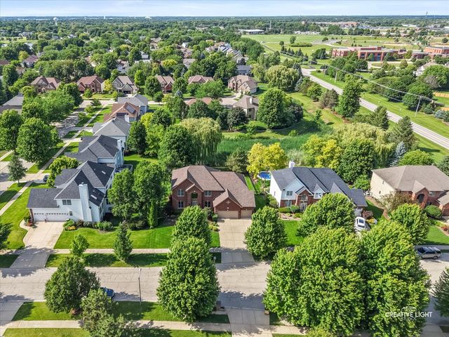 472 Arboretum Way, Oswego, IL 60543