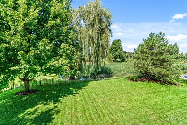 472 Arboretum Way, Oswego, IL 60543