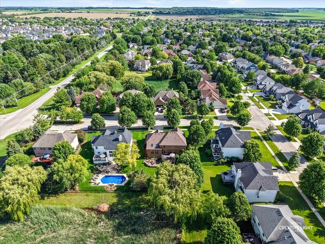 472 Arboretum Way, Oswego, IL 60543