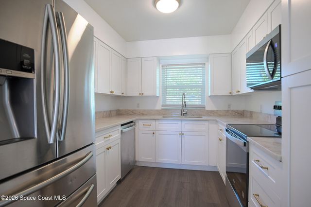 453 Dolphin Street, Melbourne Beach, FL 32951