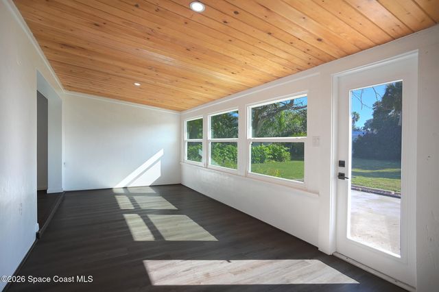 453 Dolphin Street, Melbourne Beach, FL 32951