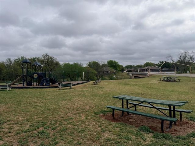 16909 Applebrook Drive, Edmond, OK 73012