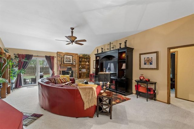 16909 Applebrook Drive, Edmond, OK 73012