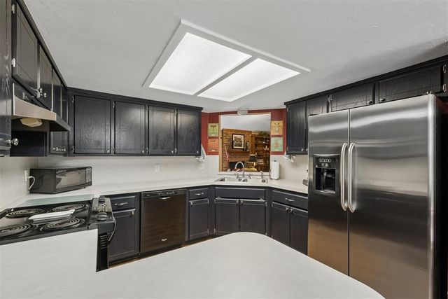 16909 Applebrook Drive, Edmond, OK 73012