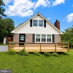 91 LOWER VIEW RD, Strasburg, VA 22657