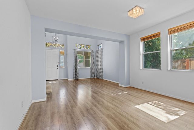 53 Goose Haven Ct, Sacramento, CA 95834