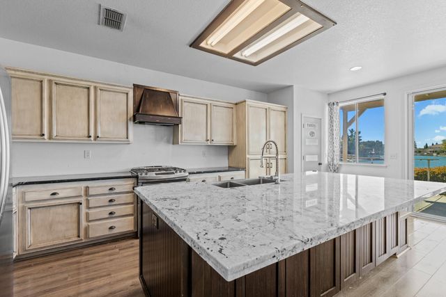 53 Goose Haven Ct, Sacramento, CA 95834