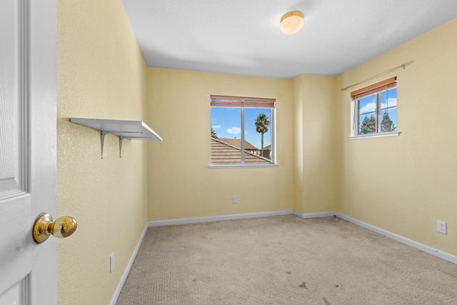 53 Goose Haven Ct, Sacramento, CA 95834