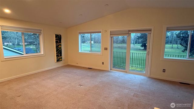 8218 Zircon Drive SW, Lakewood, WA 98498