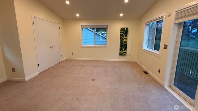 8218 Zircon Drive SW, Lakewood, WA 98498