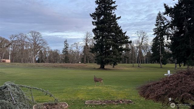 8218 Zircon Drive SW, Lakewood, WA 98498