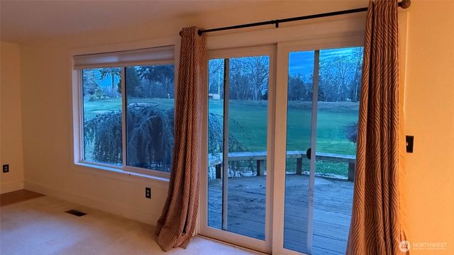 8218 Zircon Drive SW, Lakewood, WA 98498