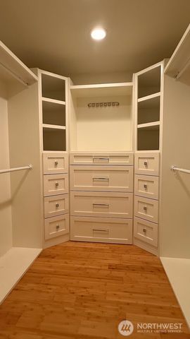 8218 Zircon Drive SW, Lakewood, WA 98498