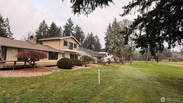 8218 Zircon Drive SW, Lakewood, WA 98498