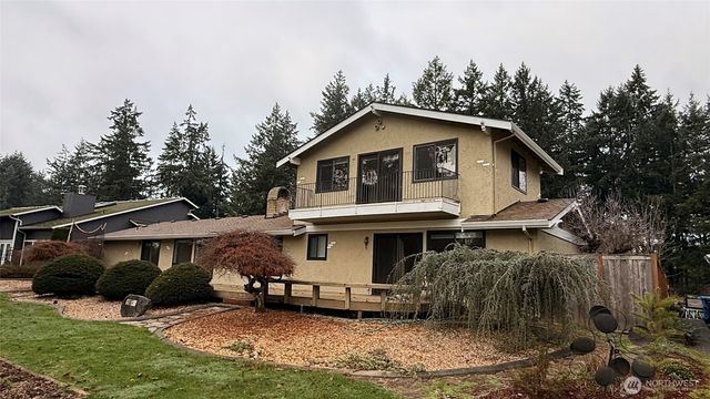 8218 Zircon Drive SW, Lakewood, WA 98498