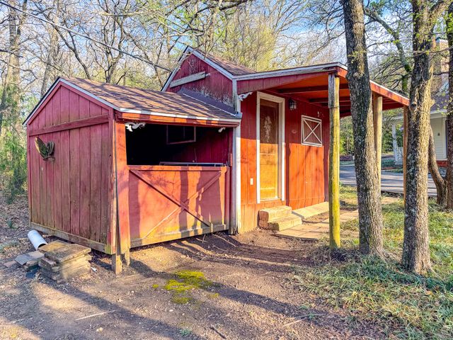 3717 NW County Road 0016, Corsicana, TX 75110