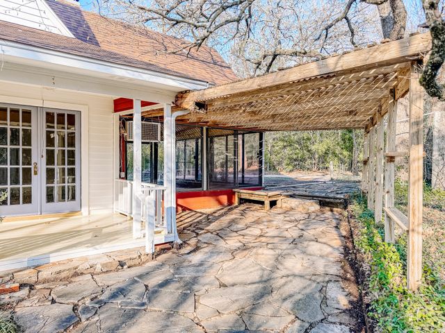 3717 NW County Road 0016, Corsicana, TX 75110