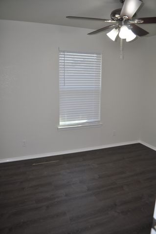 110 Myrtle Avenue, Waxahachie, TX 75165