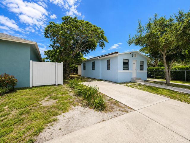 1410 S J Street, Lake Worth Beach, FL 33460