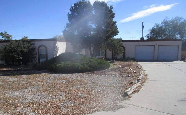 1508 Ag Place SE, Rio Rancho, NM 87124
