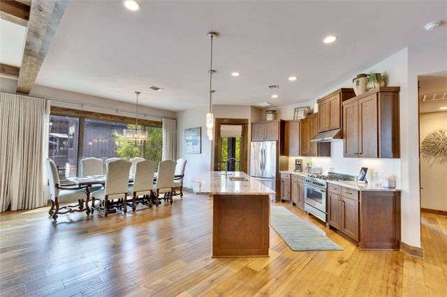 2217 Seabiscuit CV 101, Spicewood, TX 78669