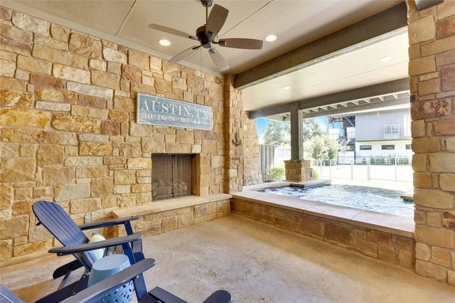 2217 Seabiscuit CV 101, Spicewood, TX 78669