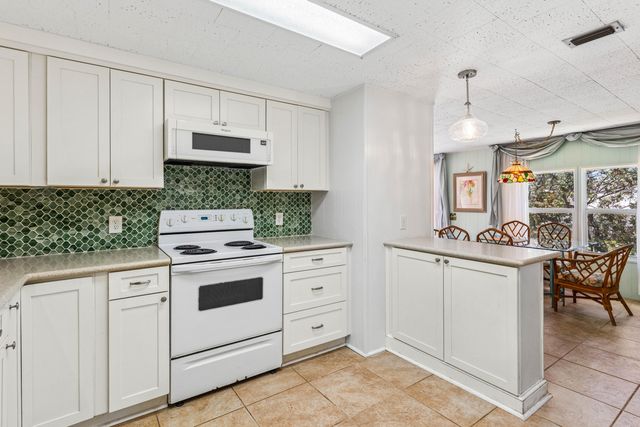 205 S Ibis Drive R, Briny Breezes, FL 33435