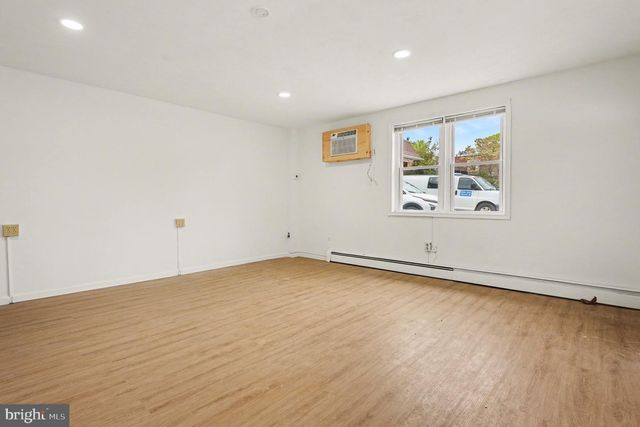 107 ALLISON RD, Oreland, PA 19075