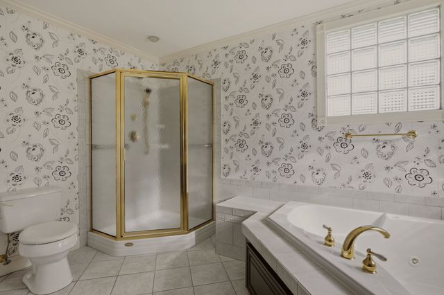 331 Albany St, Fall River, MA 02720