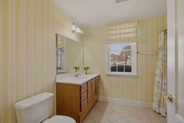 331 Albany St, Fall River, MA 02720
