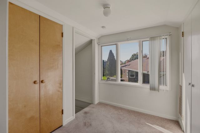 331 Albany St, Fall River, MA 02720