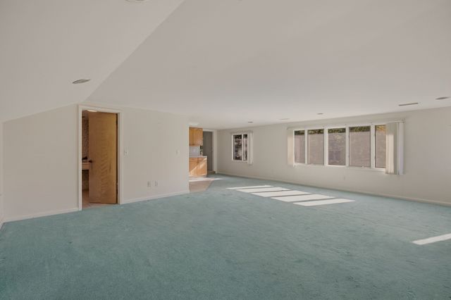 331 Albany St, Fall River, MA 02720