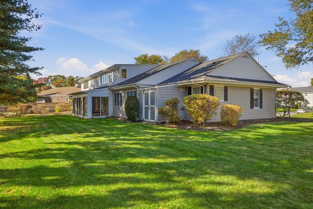 331 Albany St, Fall River, MA 02720