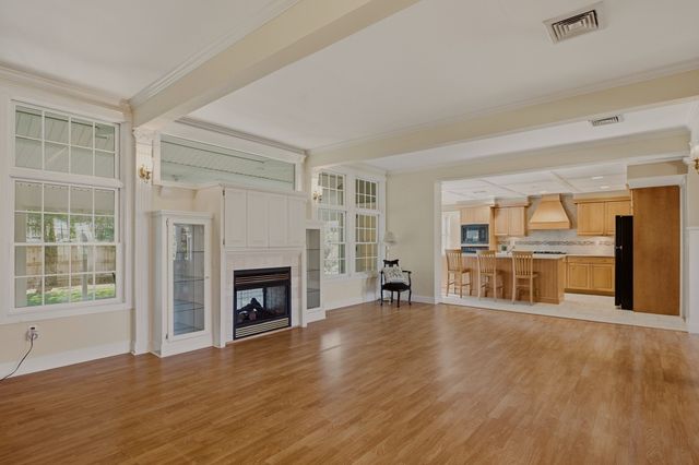 331 Albany St, Fall River, MA 02720