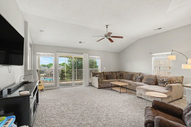 609 Radnor Lane, Walton, KY 41094