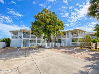 213 S 12TH Avenue A, Jacksonville Beach, FL 32250