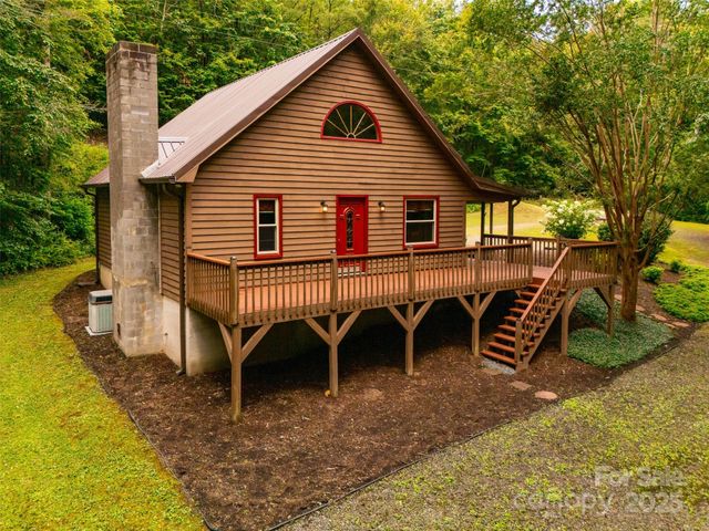 3443 Valley Drive, Lenoir, NC 28645