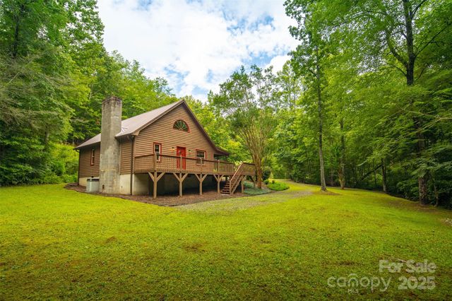 3443 Valley Drive, Lenoir, NC 28645