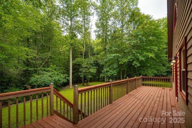 3443 Valley Drive, Lenoir, NC 28645