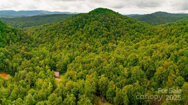 3443 Valley Drive, Lenoir, NC 28645
