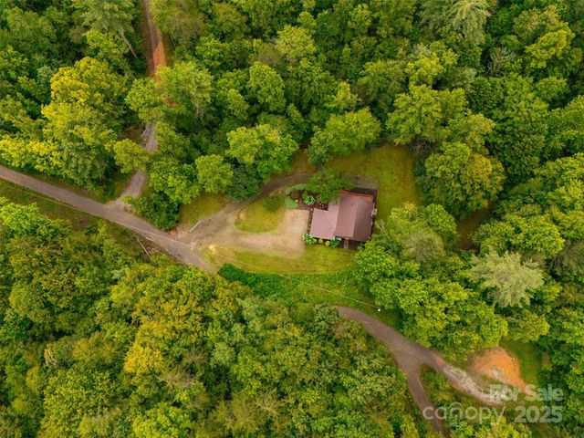 3443 Valley Drive, Lenoir, NC 28645