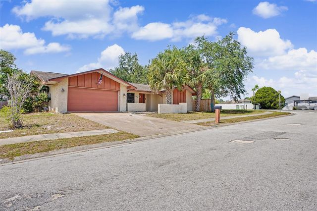 7028 FERNLEAF COURT, Port Richey, FL 34668