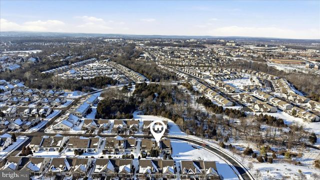 44397 OAKMONT MANOR SQ, Ashburn, VA 20147