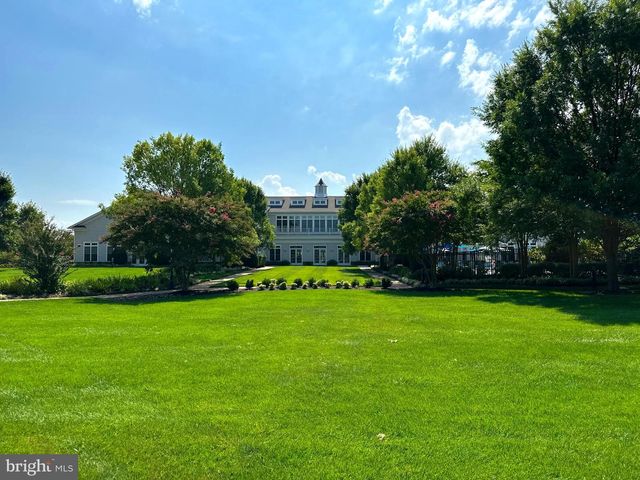 44397 OAKMONT MANOR SQ, Ashburn, VA 20147