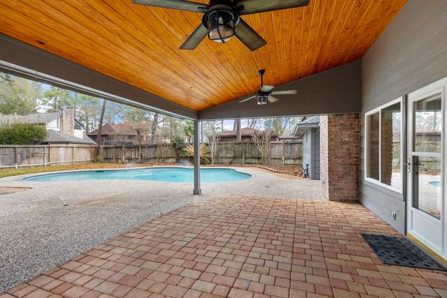 6414 Hickorycrest Drive, Spring, TX 77389